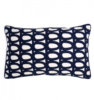 Чехол на подушку с принтом twirl темно-синего цвета из коллекции cuts&pieces, 30х50 см 