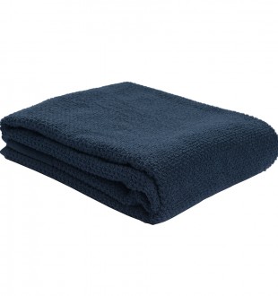 Полотенце банное фактурное темно-синего цвета из коллекции essential, 90х150 см 