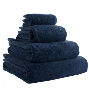 Полотенце банное темно-синего цвета из коллекции essential, 70х140 см 